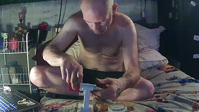 jaxx12369 online show from April 8, 2026, 9:11 am