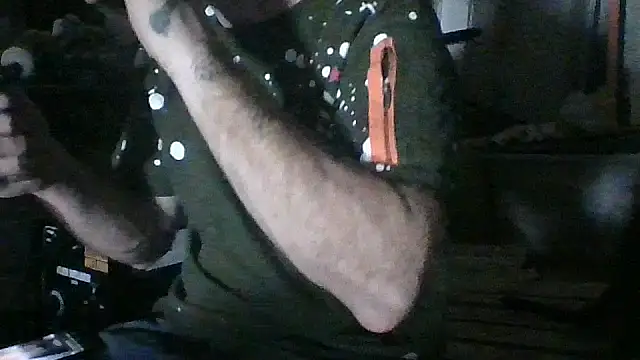 jaxx12369 online show from November 20, 2025, 5:52 am