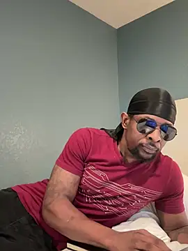 Snapshot of DrDickemDown88 chatting on February 25, 2025, 12:38 pm DrDickemDown88 online show from February 25, 2025, 12:38 pm