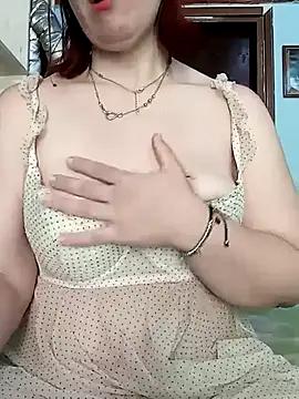 maialina2 online show from March 3, 2025, 4:26 pm