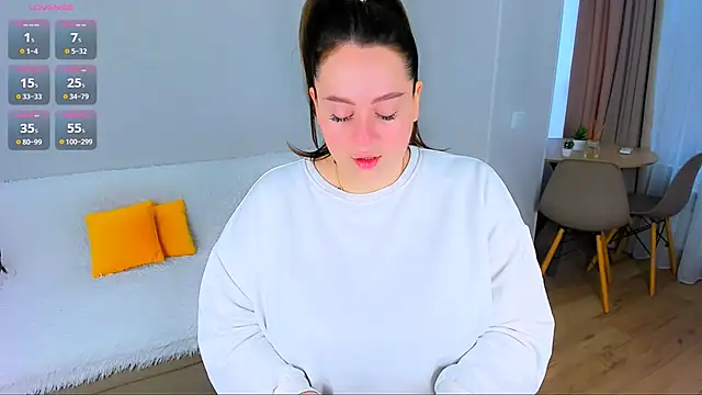 Feral  berry   online show from November 17, 2025, 7:56 am