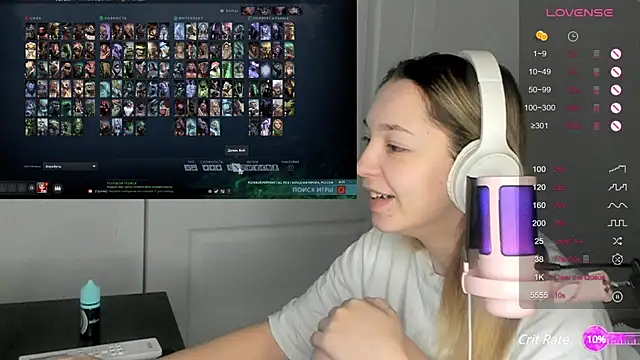 Snapshot of MiaThaine chatting on February 19, 2025, 7:16 pm MiaThaine online show from February 19, 2025, 7:16 pm