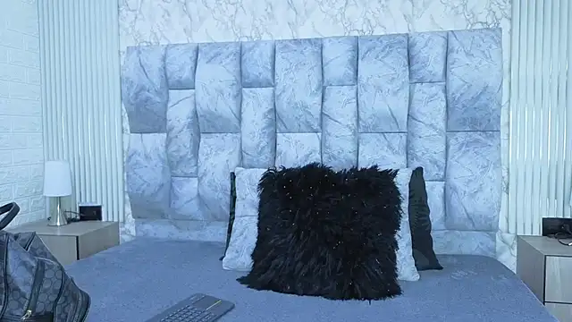 Snapshot of charlotte__G chatting on October 4, 2025, 11:12 am charlotte G online show from October 4, 2025, 11:12 am