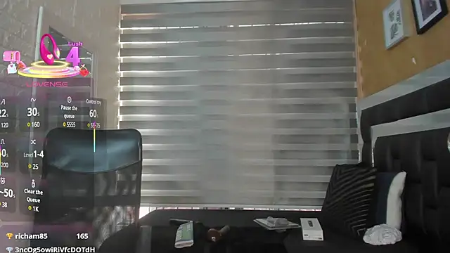 Snapshot of charlotte__G chatting on March 7, 2025, 7:05 pm charlotte G online show from March 7, 2025, 7:05 pm