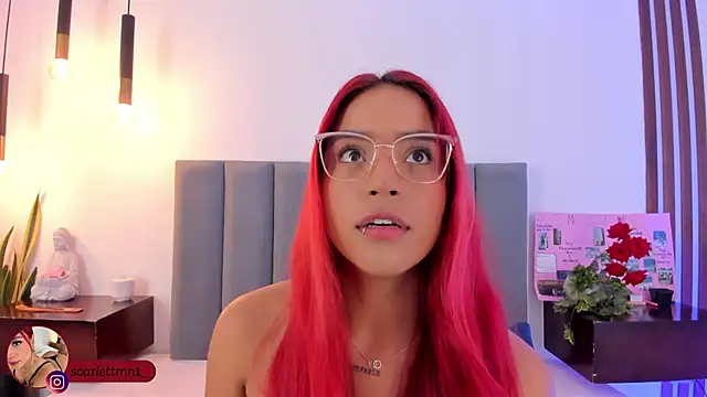 Snapshot of Scarlett_Morgan_ chatting on October 9, 2025, 7:25 pm Scarlett Morgan online show from October 9, 2025, 7:25 pm