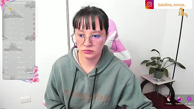 Katalina novoa online show from July 3, 2026, 2:56 pm
