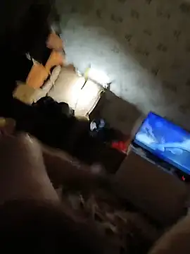 Tyhguhhijh online show from April 14, 2026, 12:04 am