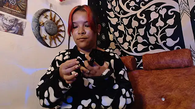 Kimber 666 online show from March 7, 2025, 12:37 am