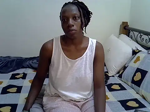 Snapshot of Sweet_Bear chatting on September 30, 2025, 1:55 am Sweet Bear online show from September 30, 2025, 1:55 am