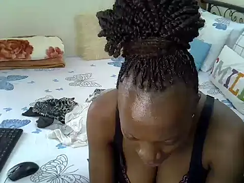 Sweet Bear online show from April 16, 2026, 11:00 am