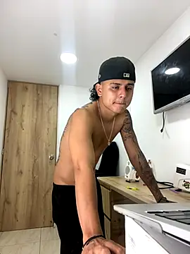 bob petterson online show from September 23, 2025, 1:56 am