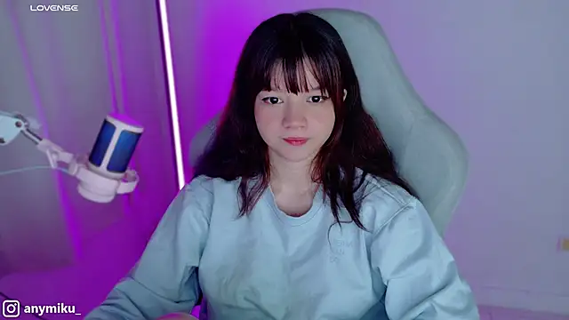 stephybrown online show from December 16, 2024, 12:15 am