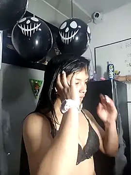 Snapshot of Bayla-hot chatting on October 30, 2025, 11:08 am Bayla-hot online show from October 30, 2025, 11:08 am