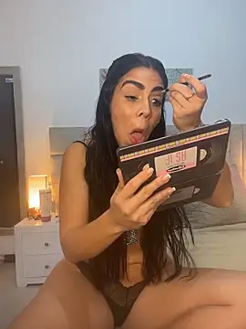 valecruz903 online show from October 1, 2025, 1:26 pm