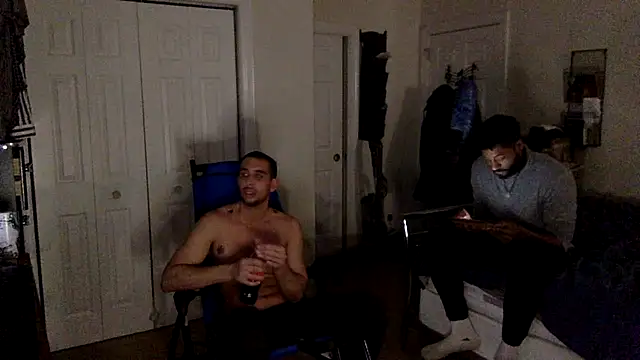 TheOnlyTwinTowers online show from March 3, 2025, 4:54 am