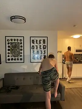 TheOnlyTwinTowers online show from February 25, 2026, 4:45 am