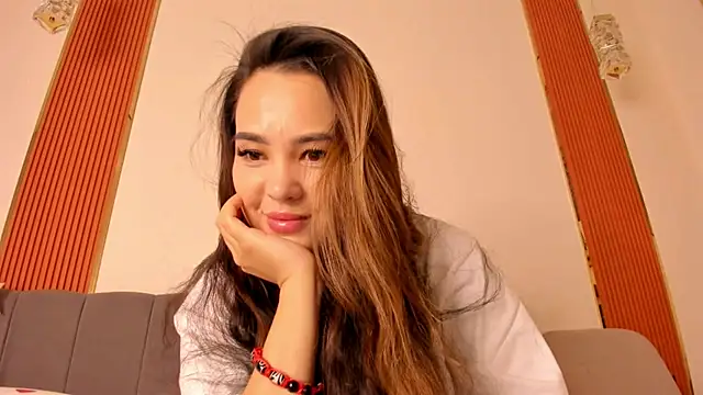 furry bear online show from January 18, 2026, 8:51 am