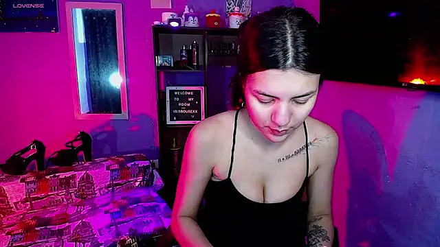 Snapshot of IsisRouse chatting on November 26, 2025, 2:44 am IsisRouse online show from November 26, 2025, 2:44 am