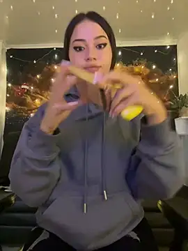 abbymnd online show from February 12, 2025, 2:03 am