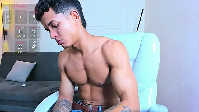 Snapshot of Paradise_boy_s chatting on November 1, 2025, 10:25 pm Paradise boy s online show from November 1, 2025, 10:25 pm