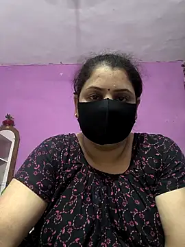 Snapshot of Ruksar-Pathan chatting on October 7, 2025, 12:11 am Ruksar-Pathan online show from October 7, 2025, 12:11 am