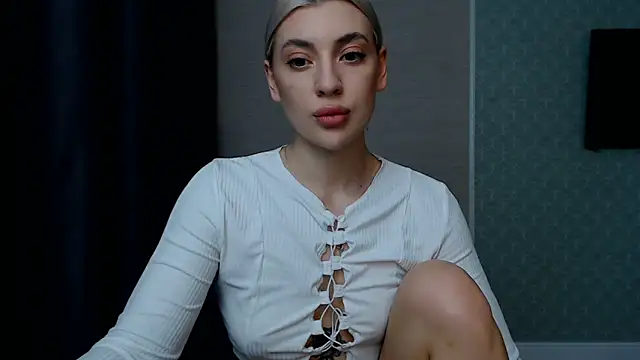 hot-sasha9 online show from March 15, 2025, 4:32 pm