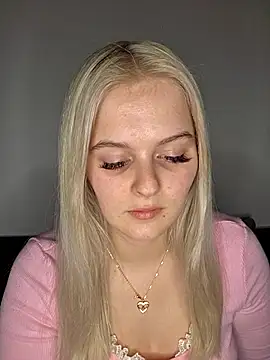 Allylove03 online show from March 1, 2026, 11:05 pm