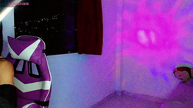 Ms-Zoehans online show from September 13, 2025, 5:18 am