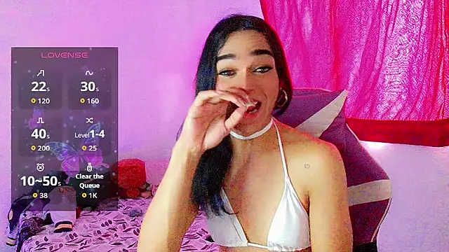 Ms-Zoehans online show from September 26, 2025, 2:24 pm