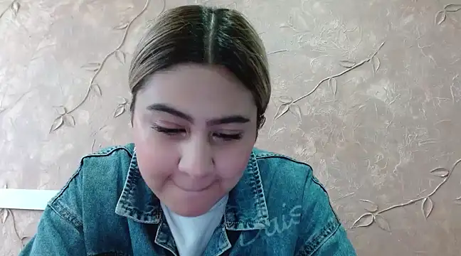Miabonnett  online show from February 25, 2025, 12:05 pm