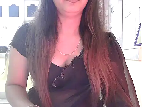 Model-Tanya online show from November 13, 2025, 11:36 am