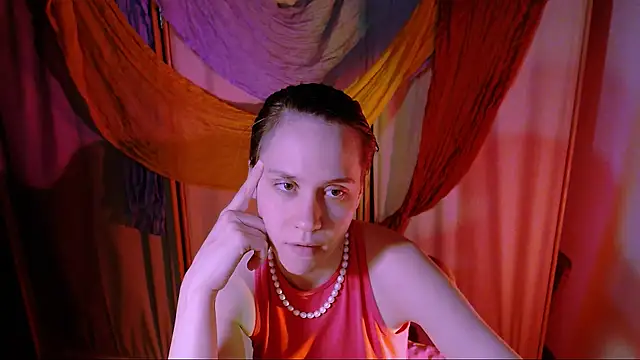 Malinax online show from November 14, 2025, 10:46 pm