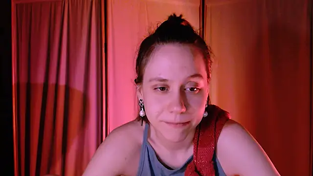 Malinax online show from March 12, 2025, 1:36 am