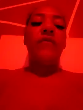 Grazzy85 online show from December 6, 2024, 6:22 pm