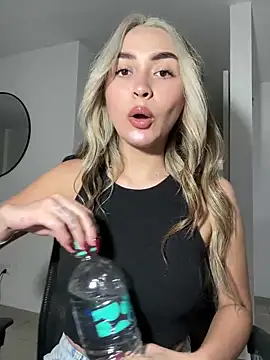 emma oxford online show from February 10, 2026, 12:09 am