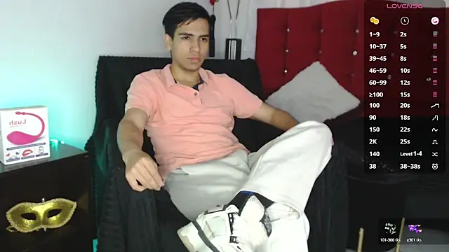 Snapshot of zack_thunder chatting on September 11, 2025, 12:27 pm zack thunder online show from September 11, 2025, 12:27 pm