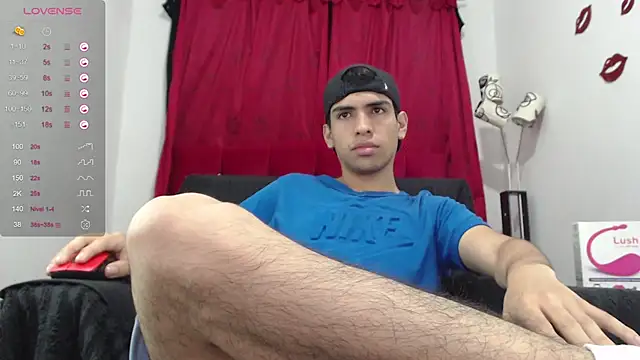 Snapshot of zack_thunder chatting on March 18, 2025, 12:28 pm zack thunder online show from March 18, 2025, 12:28 pm