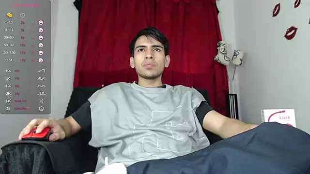 Snapshot of zack_thunder chatting on March 7, 2025, 12:01 pm zack thunder online show from March 7, 2025, 12:01 pm
