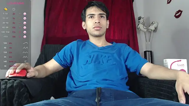 Snapshot of zack_thunder chatting on March 20, 2025, 11:49 am zack thunder online show from March 20, 2025, 11:49 am
