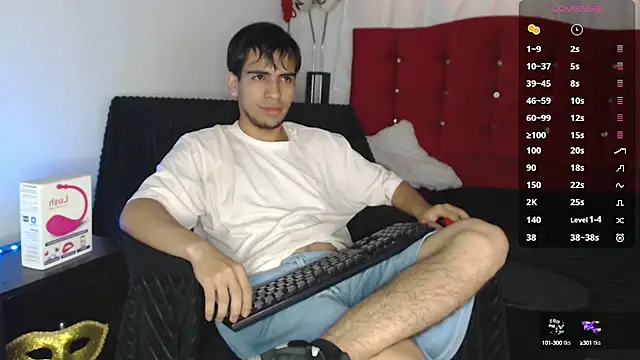 Snapshot of zack_thunder chatting on September 9, 2025, 12:36 pm zack thunder online show from September 9, 2025, 12:36 pm