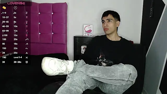 zack thunder online show from October 7, 2025, 1:01 pm