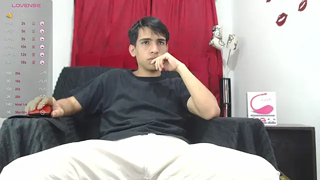 Snapshot of zack_thunder chatting on March 13, 2025, 11:51 am zack thunder online show from March 13, 2025, 11:51 am