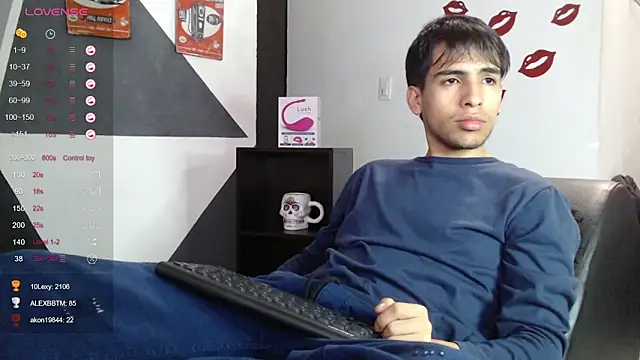 Snapshot of zack_thunder chatting on March 8, 2025, 6:37 pm zack thunder online show from March 8, 2025, 6:37 pm