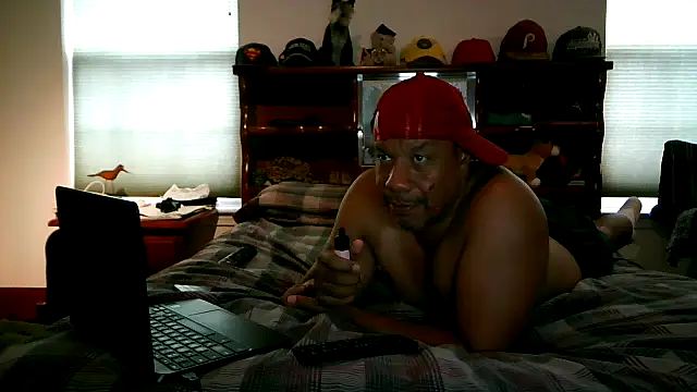 Snapshot of pimpdaddy4ever chatting on September 30, 2025, 4:24 pm pimpdaddy4ever online show from September 30, 2025, 4:24 pm