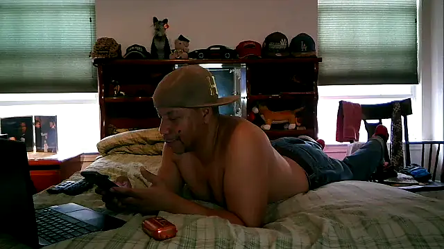 pimpdaddy4ever online show from February 18, 2026, 7:10 pm