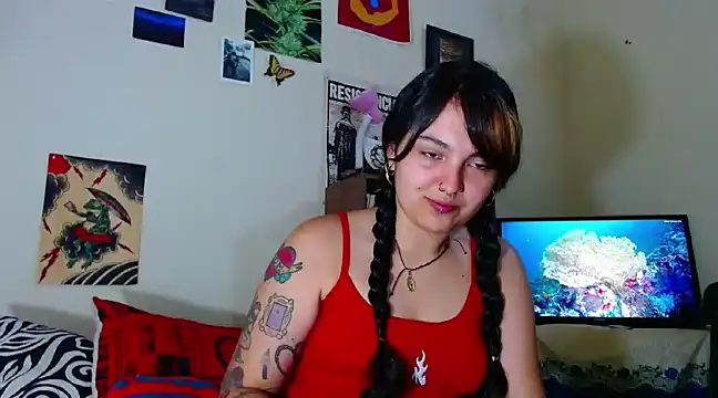 sweetiee mary online show from February 2, 2025, 4:11 pm