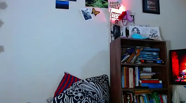 sweetiee mary online show from February 28, 2025, 5:04 am