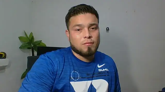 Snapshot of DirtyRcride chatting on October 27, 2025, 2:23 am DirtyRcride online show from October 27, 2025, 2:23 am