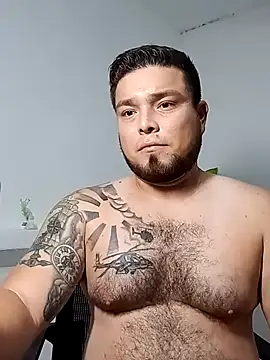 Snapshot of DirtyRcride chatting on October 1, 2025, 3:11 am DirtyRcride online show from October 1, 2025, 3:11 am