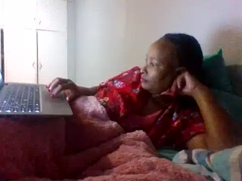 BabeAssXX online show from March 18, 2025, 5:23 pm